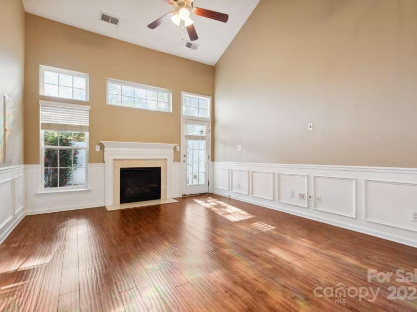 165 Arcadian Way, Mooresville, NC 28117.  MLS# CAR4258358, YatesRealty ID 13096. 