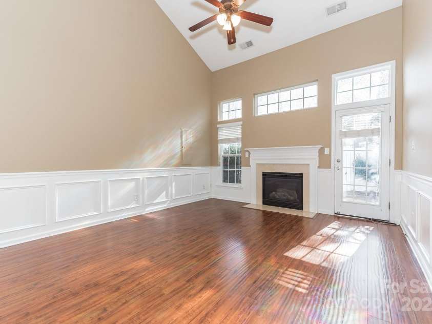 165 Arcadian Way, Mooresville, NC 28117.  MLS# CAR4258358, YatesRealty ID 13096. 