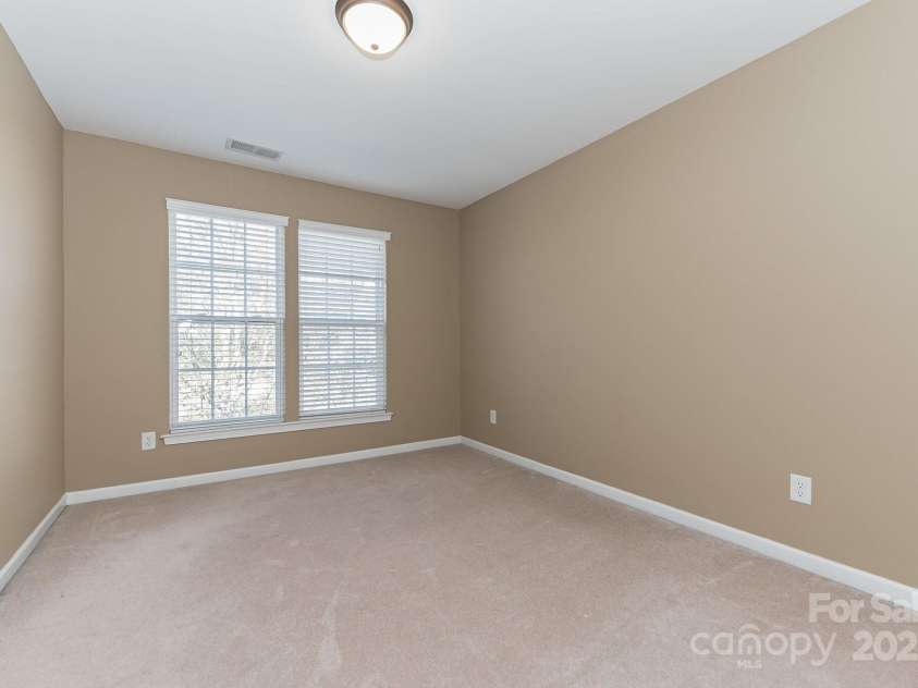 165 Arcadian Way, Mooresville, NC 28117.  MLS# CAR4258358, YatesRealty ID 13096. 
