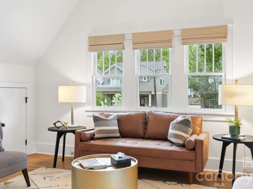 2232 Commonwealth Avenue, Charlotte, NC 28205.  MLS# CAR4365970, YatesRealty ID 13096. 