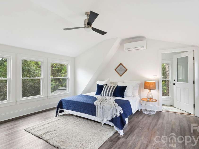 2232 Commonwealth Avenue, Charlotte, NC 28205.  MLS# CAR4365970, YatesRealty ID 13096. Heated/cooled space over garage. 