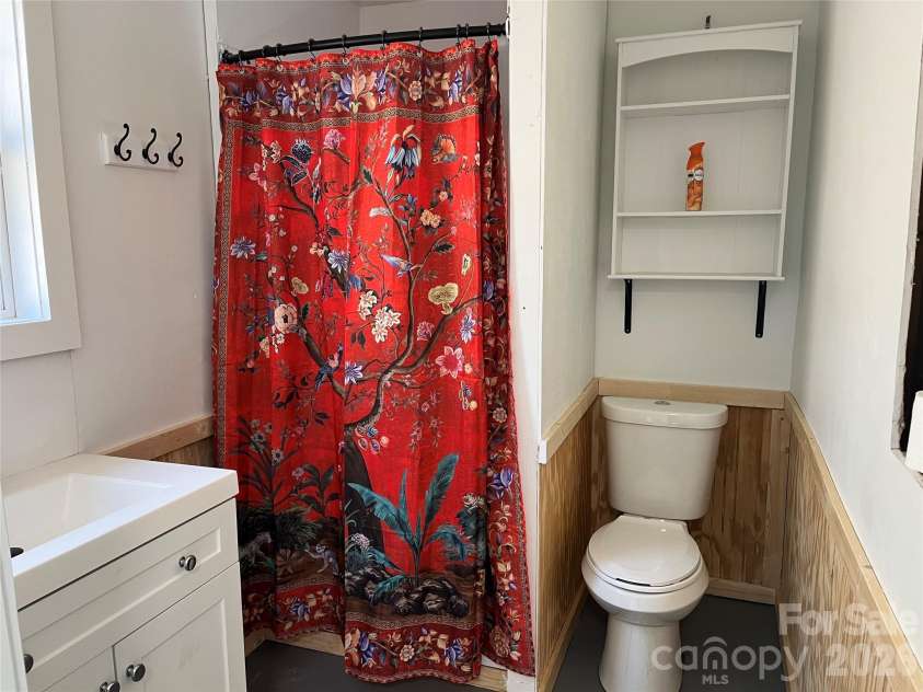 1961 Cane Creek Road, Fletcher, NC 28732.  MLS# CAR4233282, YatesRealty ID 131. Full bath