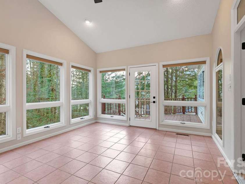54 Wintergreen Drive, Brevard, NC 28712.  MLS# CAR4354196, YatesRealty ID 13101. 