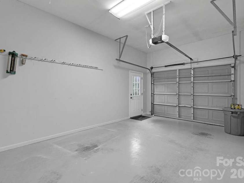 54 Wintergreen Drive, Brevard, NC 28712.  MLS# CAR4354196, YatesRealty ID 13101. 