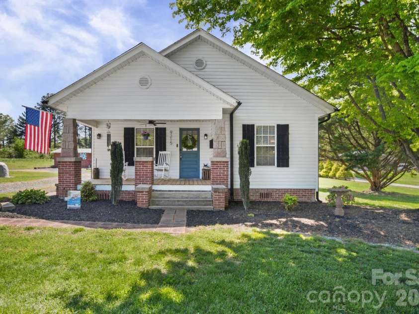 9215 Stokes Ferry Road, Salisbury, NC 28146.  MLS# CAR4369206, YatesRealty ID 13102. 