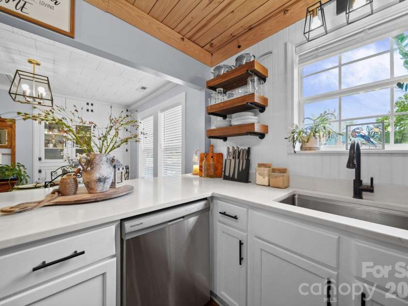 9215 Stokes Ferry Road, Salisbury, NC 28146.  MLS# CAR4369206, YatesRealty ID 13102. 
