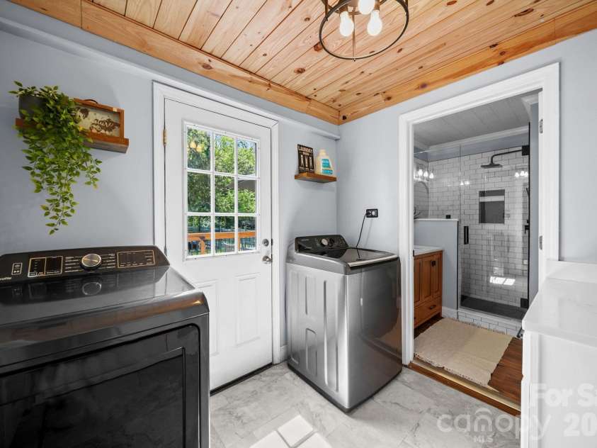 9215 Stokes Ferry Road, Salisbury, NC 28146.  MLS# CAR4369206, YatesRealty ID 13102. 