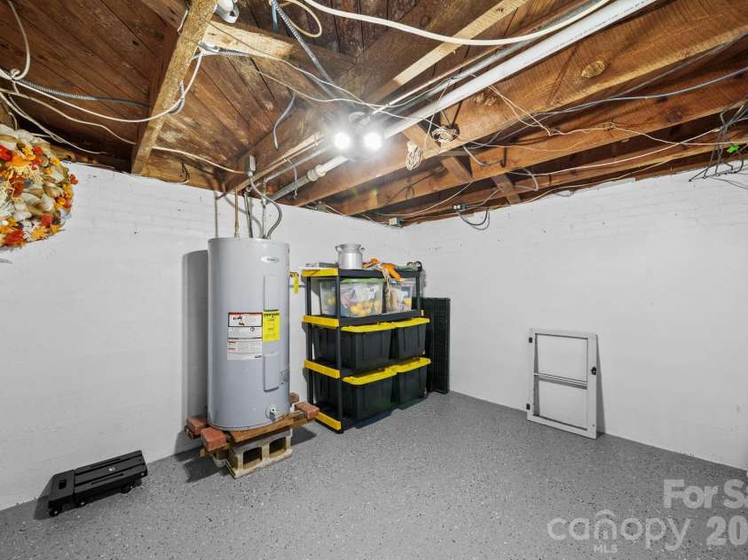 9215 Stokes Ferry Road, Salisbury, NC 28146.  MLS# CAR4369206, YatesRealty ID 13102. 