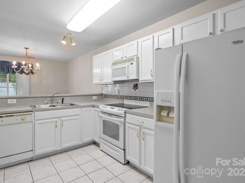 112 Dujon Court, Mount Holly, NC 28120.  MLS# CAR4258710, YatesRealty ID 13103. 