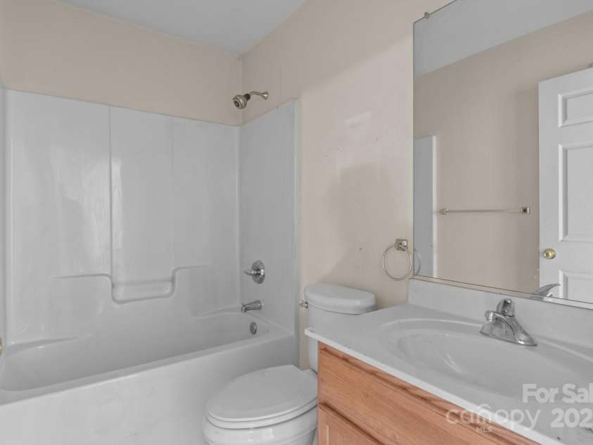 112 Dujon Court, Mount Holly, NC 28120.  MLS# CAR4258710, YatesRealty ID 13103. 