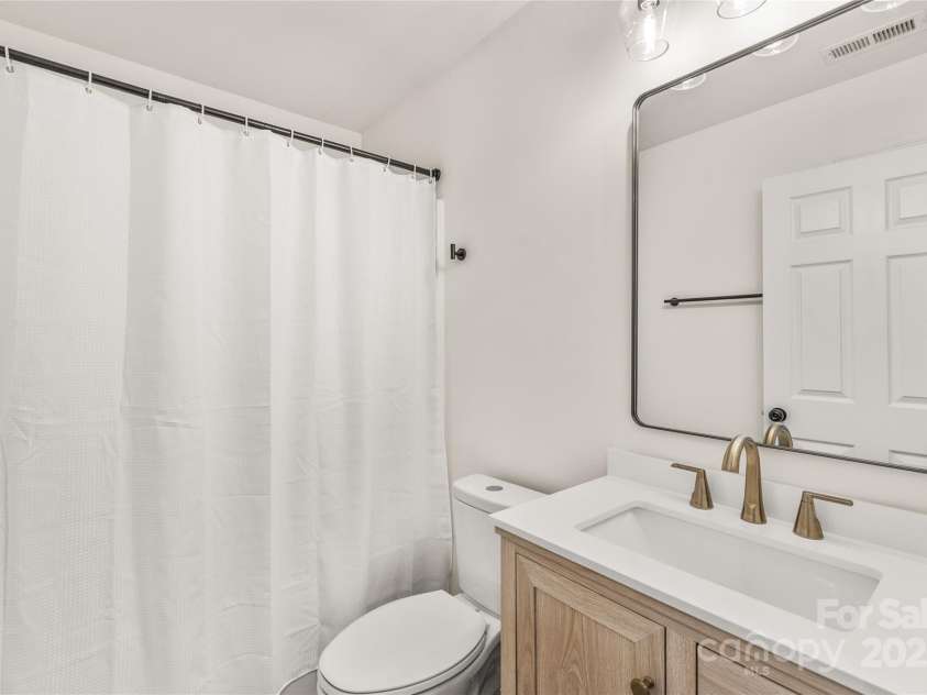 112 Dujon Court, Mount Holly, NC 28120.  MLS# CAR4325125, YatesRealty ID 13103. 