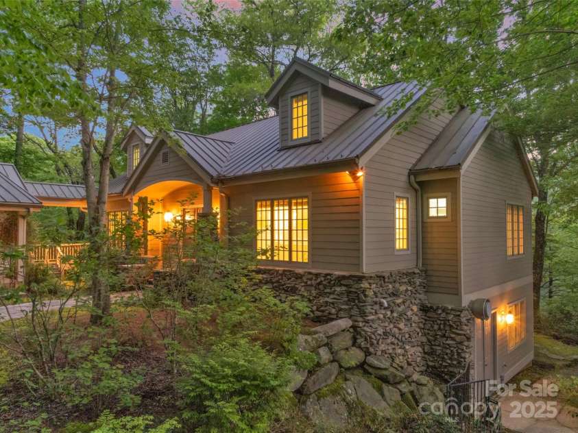 1957 Cold Mountain Road, Lake Toxaway, NC 28747.  MLS# CAR4259029, YatesRealty ID 13106. 