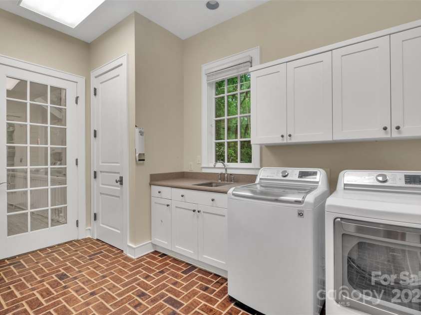 1957 Cold Mountain Road, Lake Toxaway, NC 28747.  MLS# CAR4259029, YatesRealty ID 13106. 