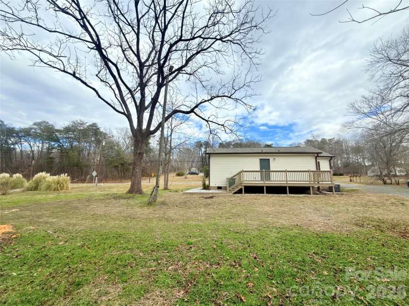 706 Salisbury Avenue, Salisbury, NC 28146.  MLS# CAR4340176, YatesRealty ID 13107. 