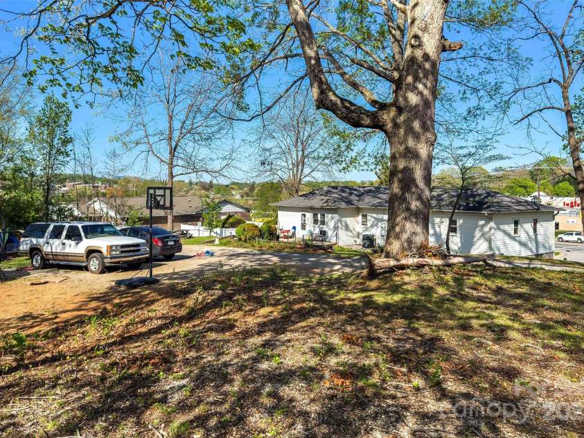 36 & 50 Catawba Avenue, Marion, NC 28752.  MLS# CAR4254471, YatesRealty ID 13108. 36 Catawba Back