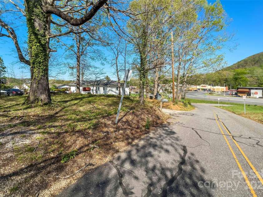 36 & 50 Catawba Avenue, Marion, NC 28752.  MLS# CAR4254471, YatesRealty ID 13108. 