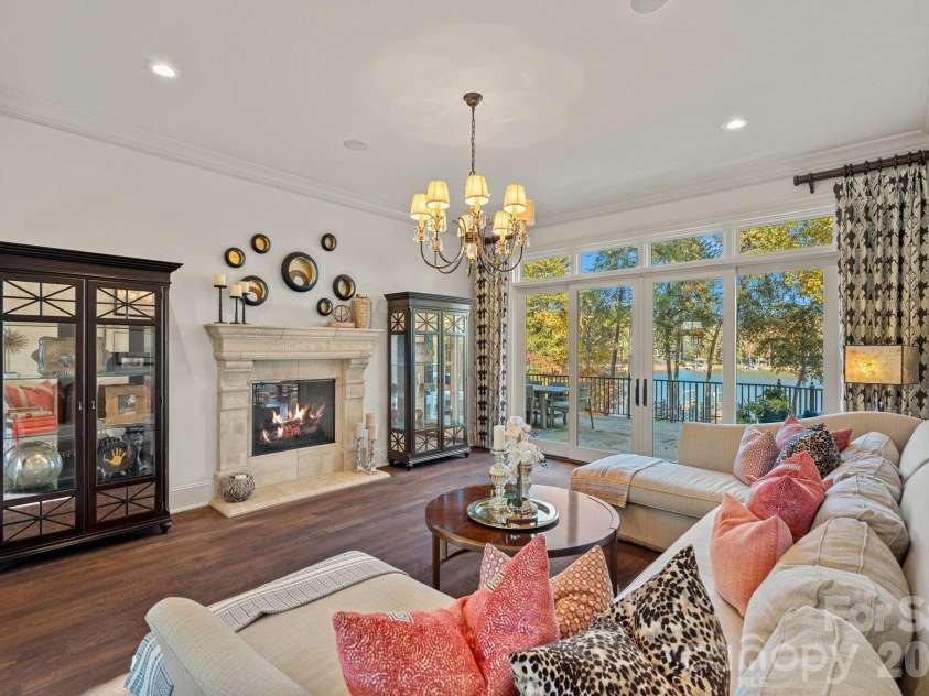 119 Longfellow Lane, Mooresville, NC 28117.  MLS# CAR4366723, YatesRealty ID 13109. 