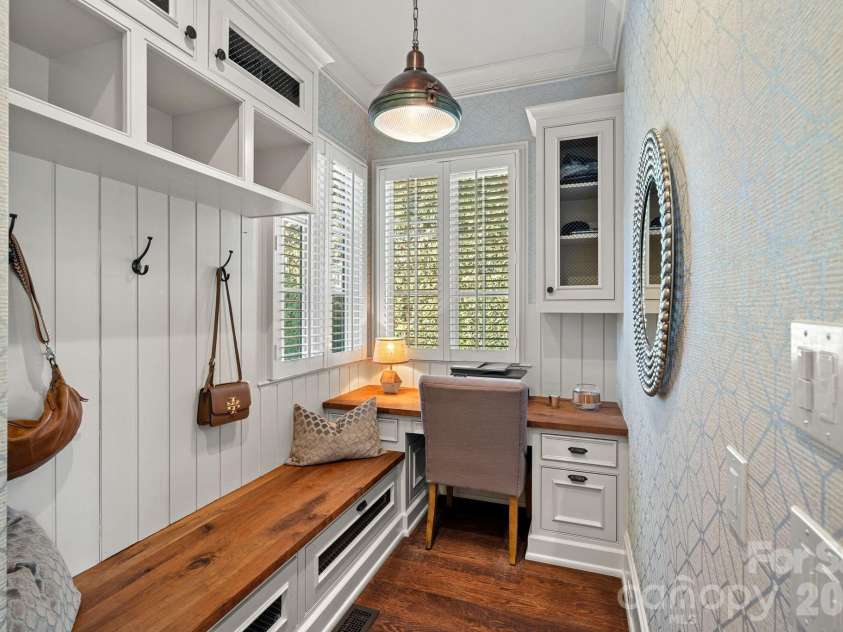 119 Longfellow Lane, Mooresville, NC 28117.  MLS# CAR4366723, YatesRealty ID 13109. 