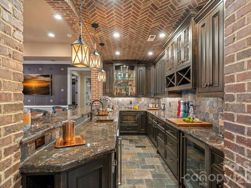 119 Longfellow Lane, Mooresville, NC 28117.  MLS# CAR4366723, YatesRealty ID 13109. 