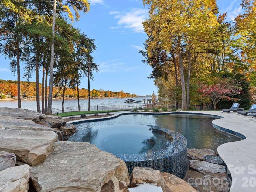 119 Longfellow Lane, Mooresville, NC 28117.  MLS# CAR4366723, YatesRealty ID 13109. 