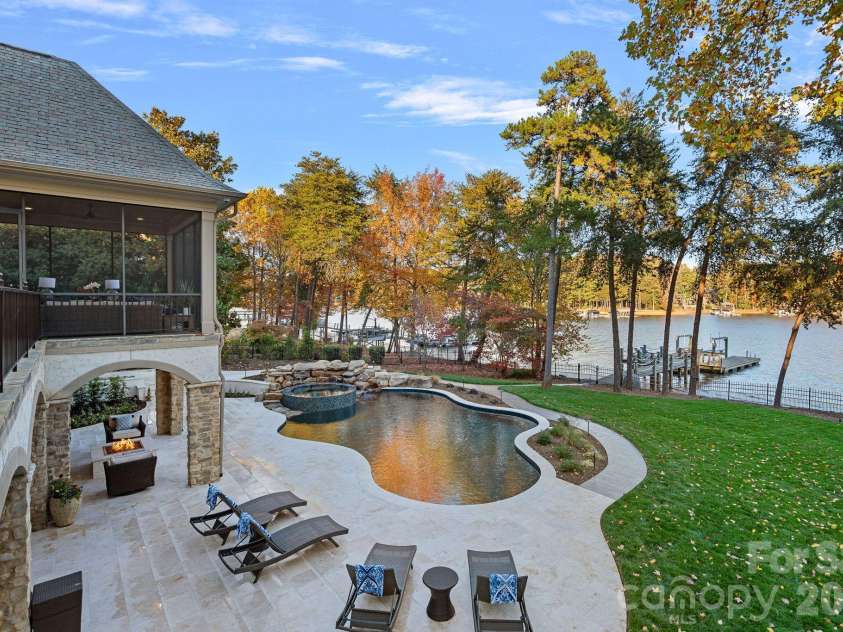 119 Longfellow Lane, Mooresville, NC 28117.  MLS# CAR4366723, YatesRealty ID 13109. 