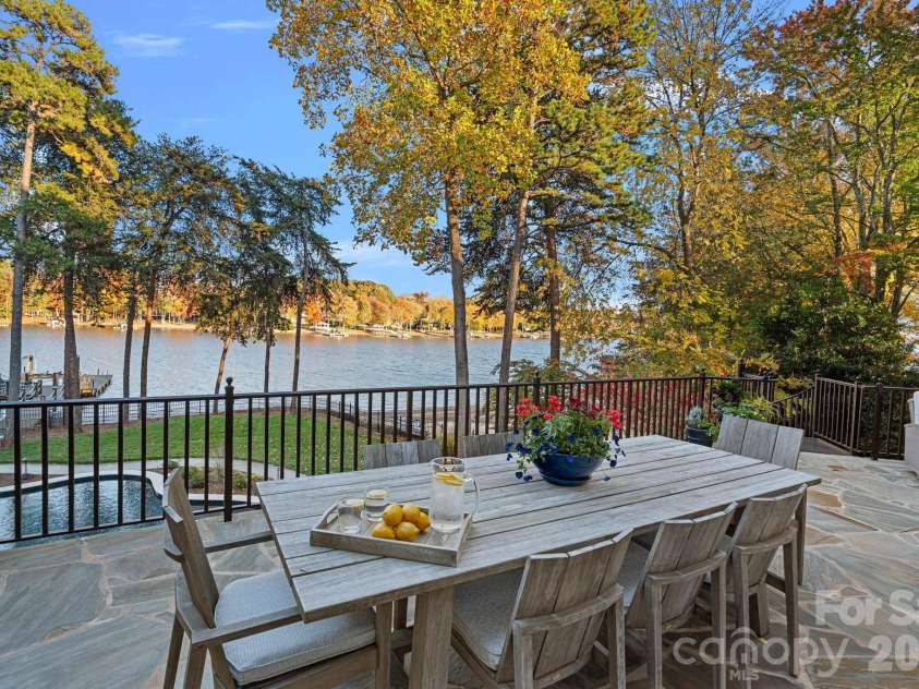119 Longfellow Lane, Mooresville, NC 28117.  MLS# CAR4366723, YatesRealty ID 13109. 
