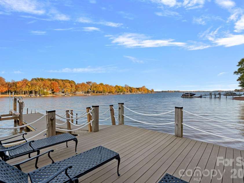 119 Longfellow Lane, Mooresville, NC 28117.  MLS# CAR4366723, YatesRealty ID 13109. 