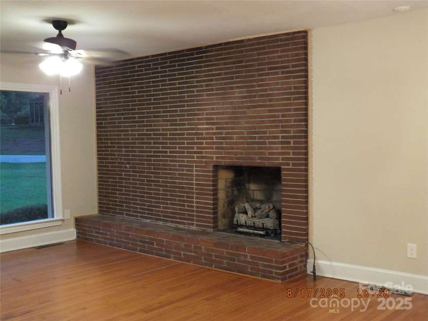 414 Springs Street, Lancaster, SC 29720.  MLS# CAR4293071, YatesRealty ID 1311. 