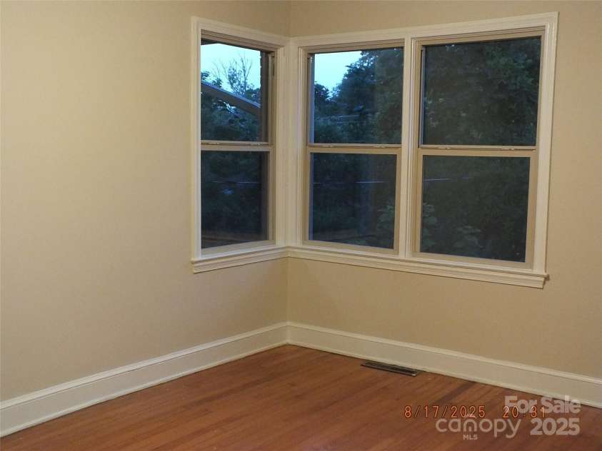 414 Springs Street, Lancaster, SC 29720.  MLS# CAR4293071, YatesRealty ID 1311. 