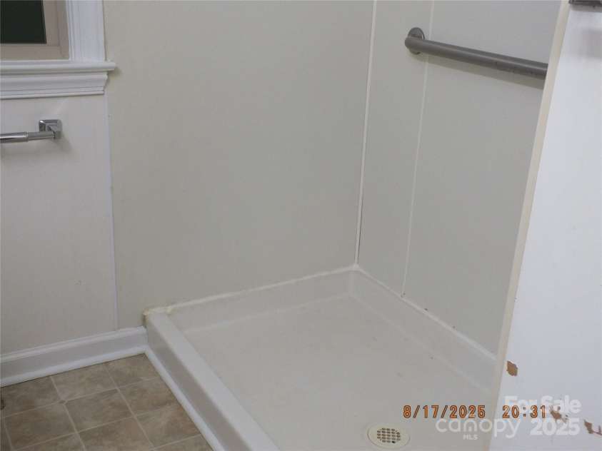 414 Springs Street, Lancaster, SC 29720.  MLS# CAR4293071, YatesRealty ID 1311. 