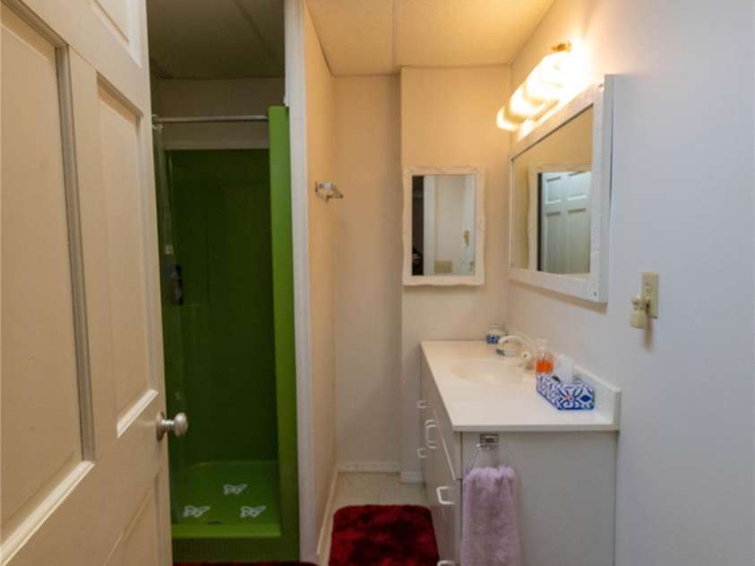 120 Powderhorn Drive, Burnsville, NC 28714.  MLS# CAR4258833, YatesRealty ID 13111. 