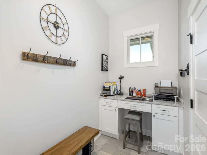 90 Drummond Circle, Hendersonville, NC 28791.  MLS# CAR4369417, YatesRealty ID 13113. 