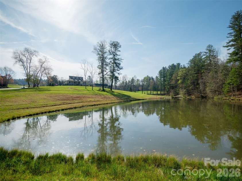 90 Drummond Circle, Hendersonville, NC 28791.  MLS# CAR4369417, YatesRealty ID 13113. 