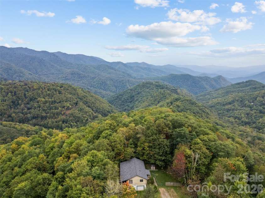 173 Blizzard Ridge, Maggie Valley, NC 28751.  MLS# CAR4382759, YatesRealty ID 13114. 