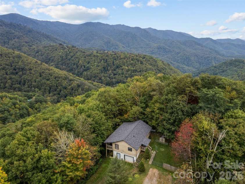 173 Blizzard Ridge, Maggie Valley, NC 28751.  MLS# CAR4382759, YatesRealty ID 13114. 