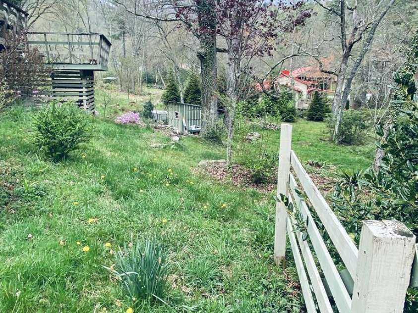 5933 Norton Road, Cullowhee, NC 28723.  MLS# CAR4259736, YatesRealty ID 13117. 