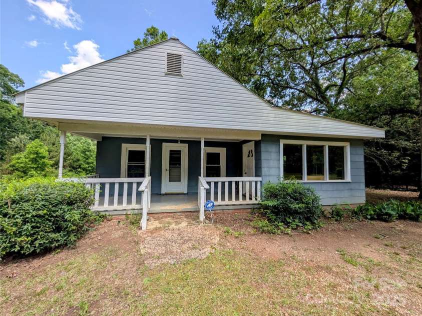 647 Mckay Hill Road, Mount Gilead, NC 27306.  MLS# CAR4259591, YatesRealty ID 13119. 