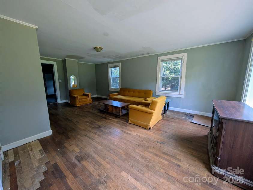 647 Mckay Hill Road, Mount Gilead, NC 27306.  MLS# CAR4259591, YatesRealty ID 13119. Living Room