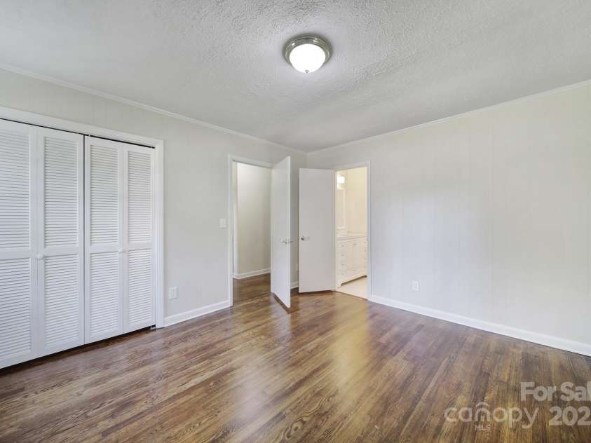 3987 Taxahaw Road, Lancaster, SC 29720.  MLS# CAR4318245, YatesRealty ID 1312. 