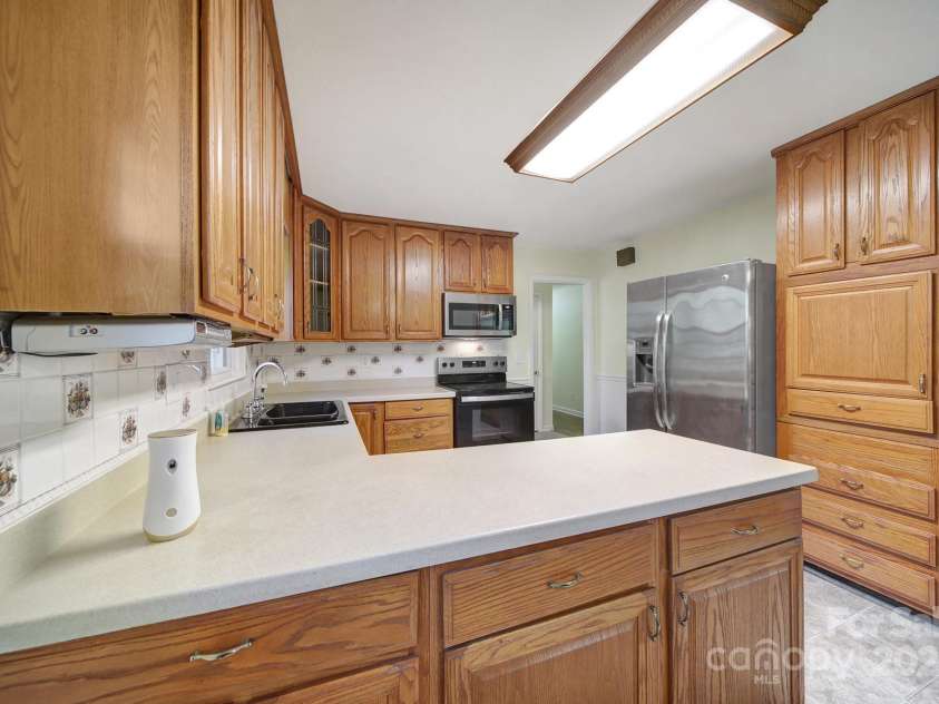 3987 Taxahaw Road, Lancaster, SC 29720.  MLS# CAR4318245, YatesRealty ID 1312. 