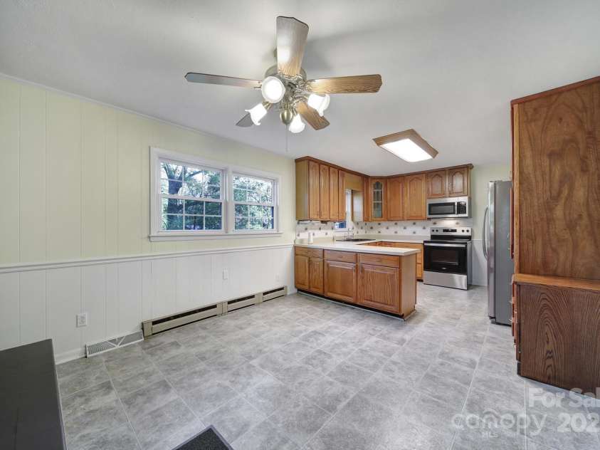 3987 Taxahaw Road, Lancaster, SC 29720.  MLS# CAR4318245, YatesRealty ID 1312. 