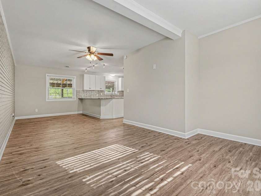 2330 18th Street, Hickory, NC 28601.  MLS# CAR4368810, YatesRealty ID 13121. 