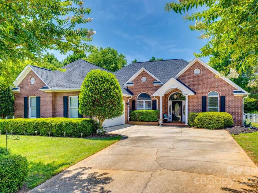 2289 Veery Lane, Rock Hill, SC 29732.  MLS# CAR4273611, YatesRealty ID 13123. 