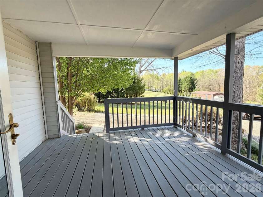 1270 Lilly Drive, Clover, SC 29710.  MLS# CAR4361474, YatesRealty ID 13124. 