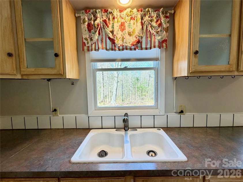1270 Lilly Drive, Clover, SC 29710.  MLS# CAR4361474, YatesRealty ID 13124. 