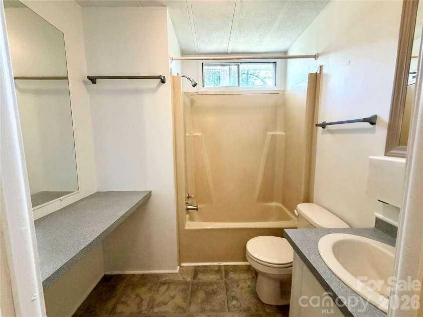 1270 Lilly Drive, Clover, SC 29710.  MLS# CAR4361474, YatesRealty ID 13124. 