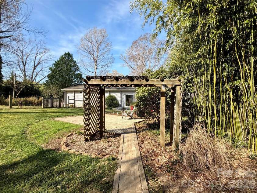 1270 Lilly Drive, Clover, SC 29710.  MLS# CAR4361474, YatesRealty ID 13124. 