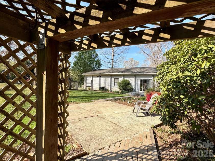 1270 Lilly Drive, Clover, SC 29710.  MLS# CAR4361474, YatesRealty ID 13124. 