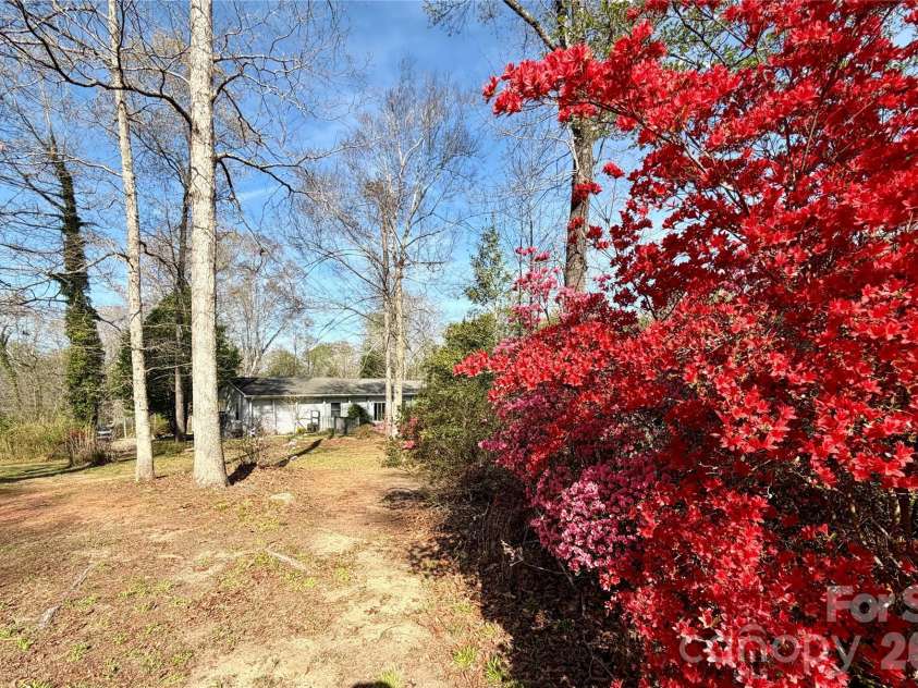 1270 Lilly Drive, Clover, SC 29710.  MLS# CAR4361474, YatesRealty ID 13124. 