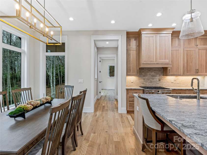 435 Barrington Drive, Asheville, NC 28803.  MLS# CAR4235274, YatesRealty ID 13124. 